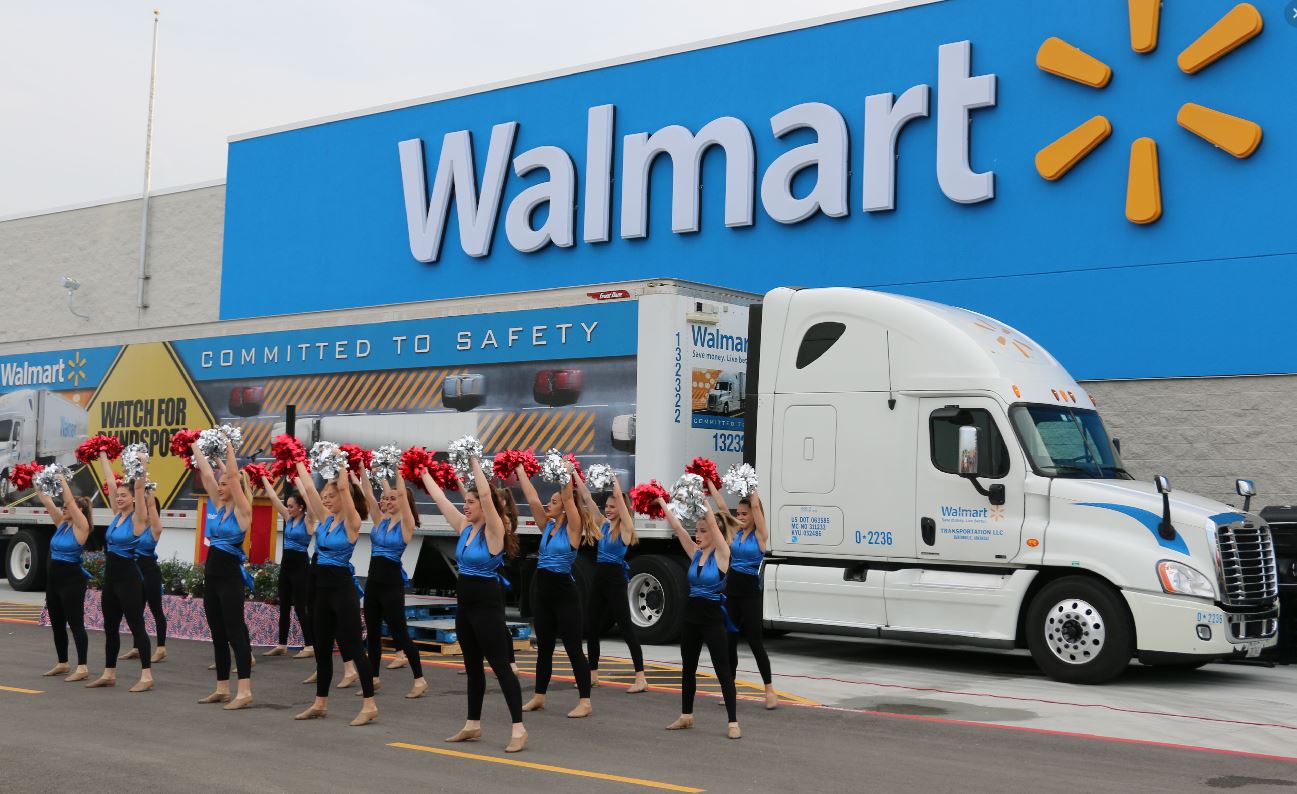 Walmart opens new store in Spring