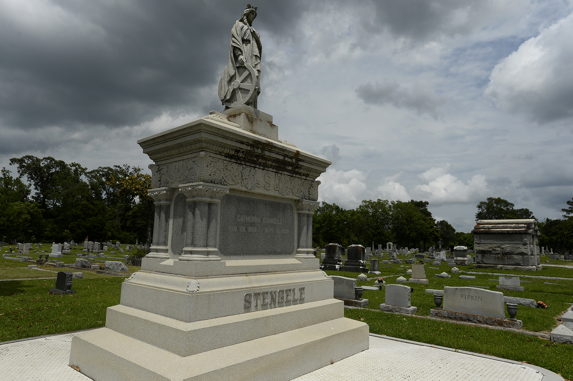 Photos Retracing Beaumont s historic gravesites