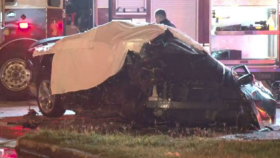 Early-morning DWI chase leads to fatal crash - Houston Chronicle