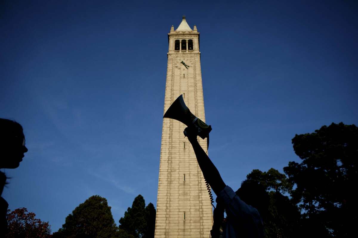 braille-signs-in-uc-berkeley-building-are-fake-five-months-after-opening