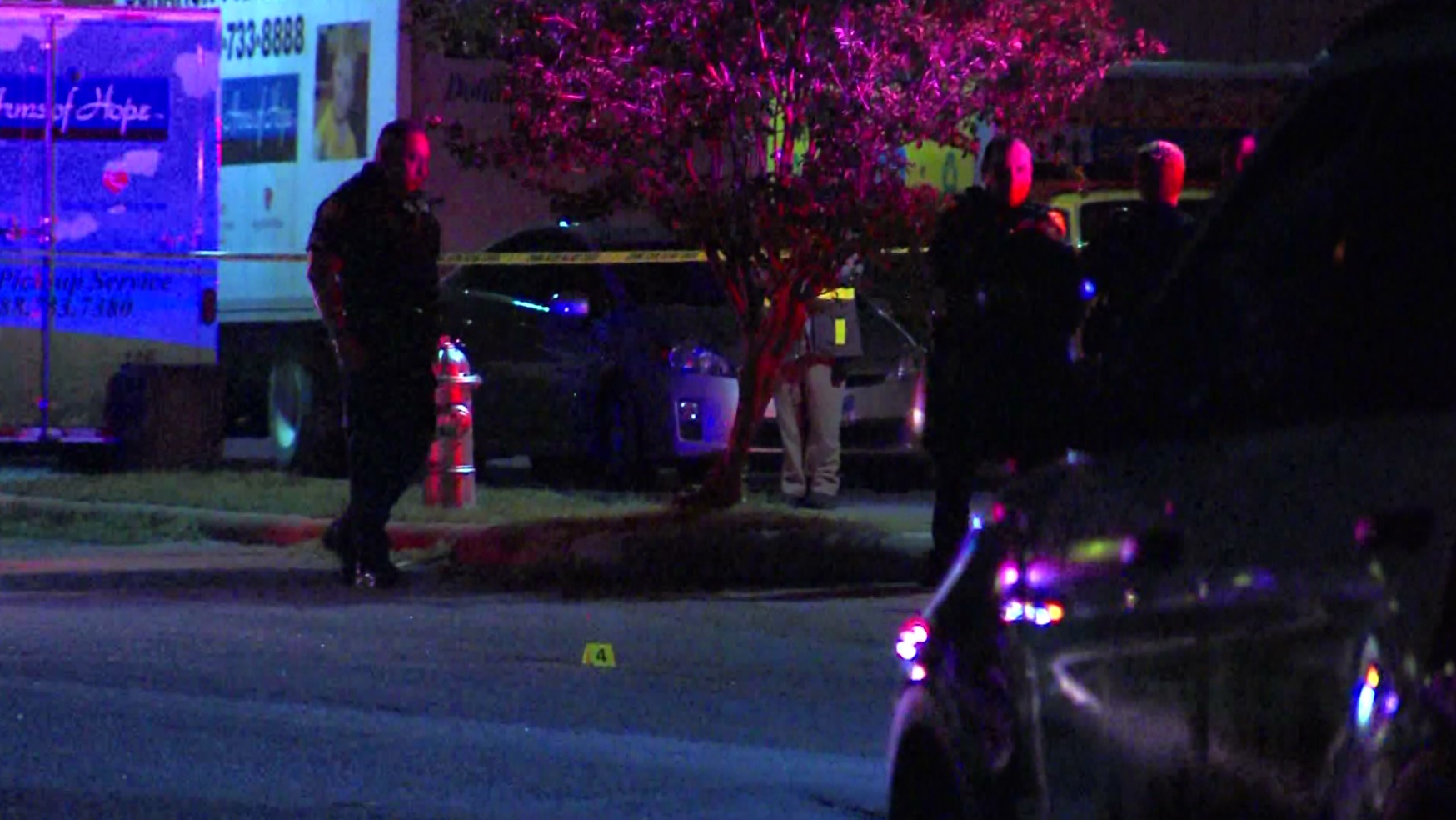 Shooting at popular West Side club leaves one dead