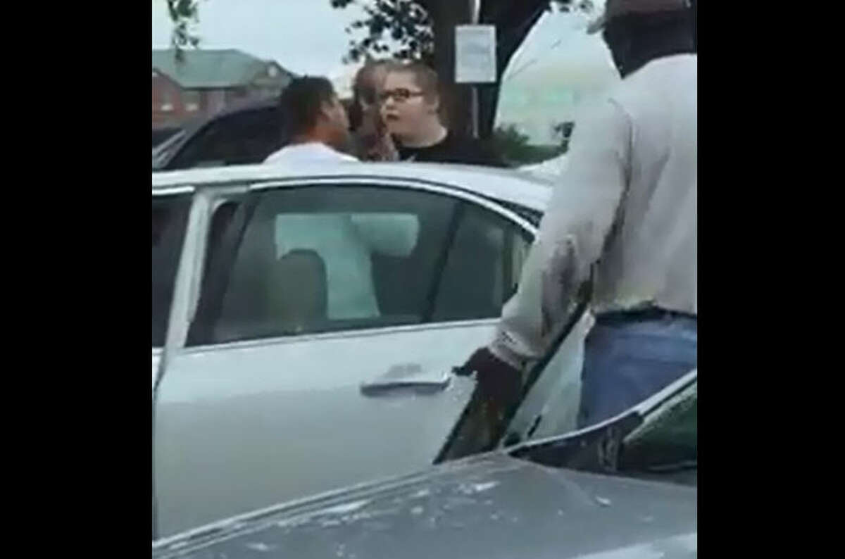 Video Houston Road Rage Incident Leads To Street Brawl 