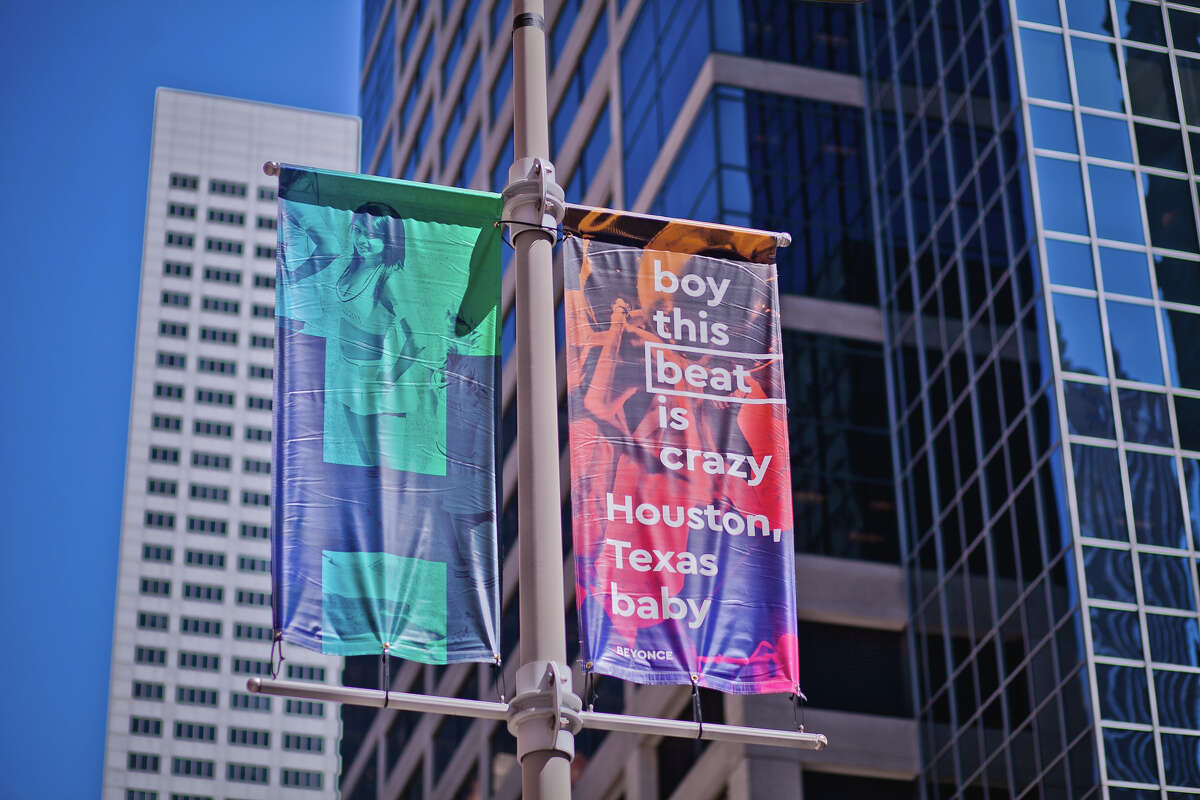 Beyonce: "Boy this beat is crazy / Houston, Texas baby." (For a few more banners, scroll through the gallery.)