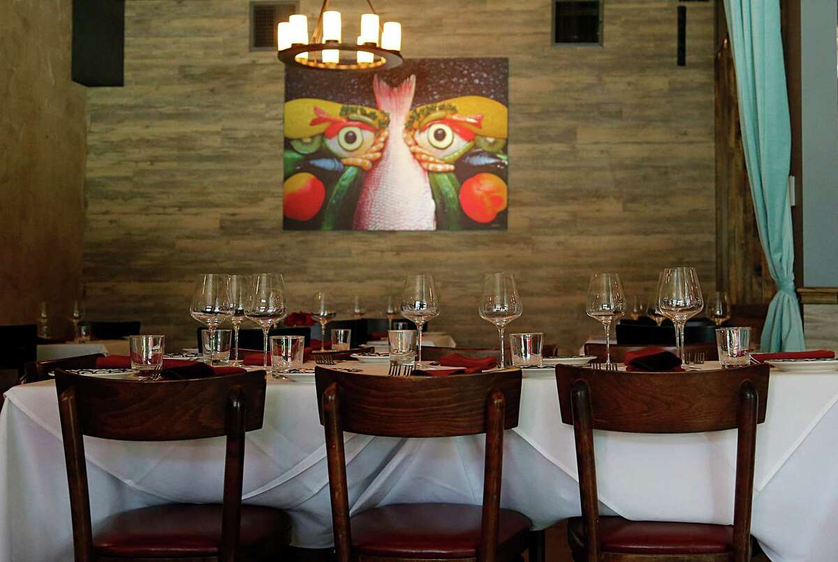 A dining area at Enoteca Rossa Friday, May 13, 2016, in Houston. ( James Nielsen / Houston Chronicle )