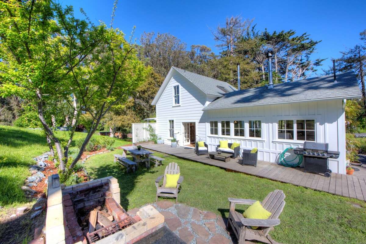 Delightful, sunny Bolinas farmhouse sells in an instant