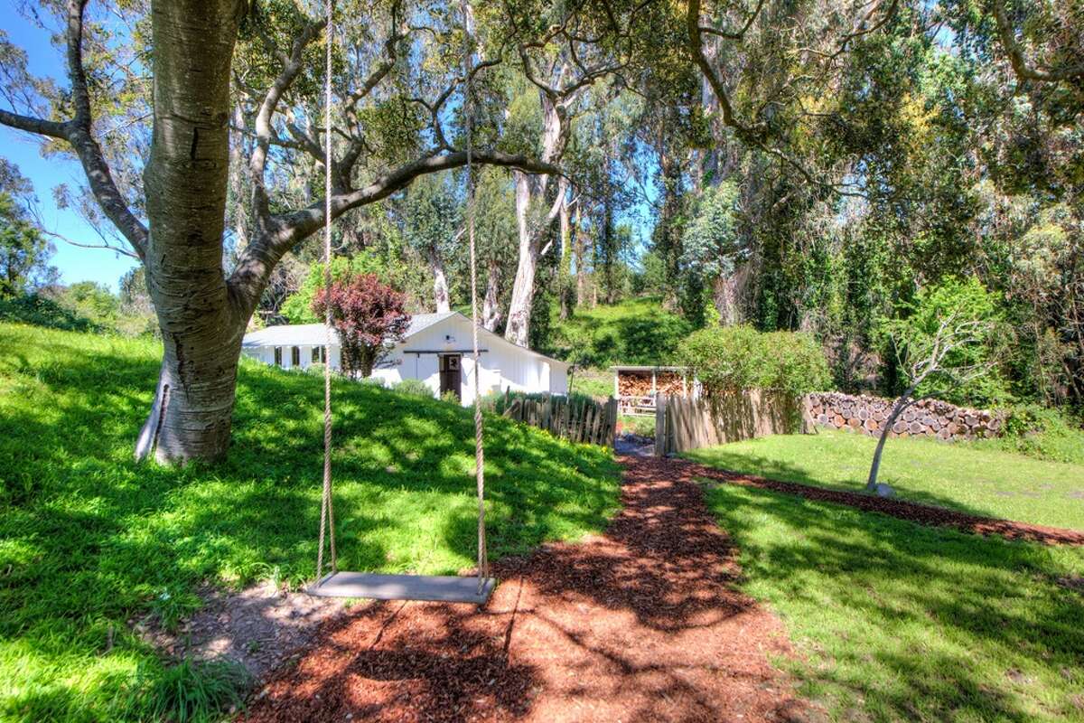 Delightful, sunny Bolinas farmhouse sells in an instant