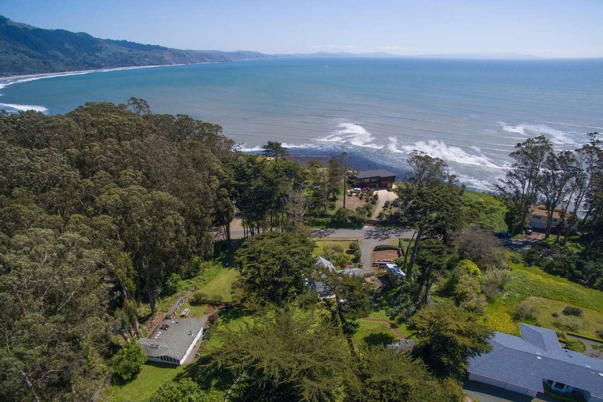 Delightful, sunny Bolinas farmhouse sells in an instant