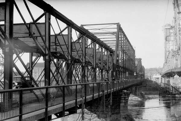 Historical photos: Dunn Memorial Bridge