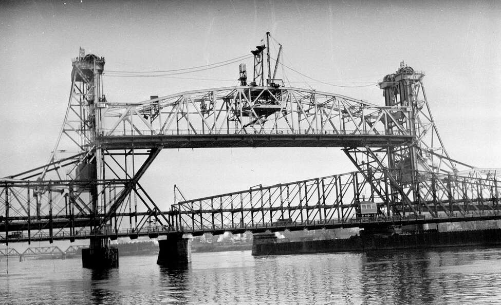 Historical photos: Dunn Memorial Bridge