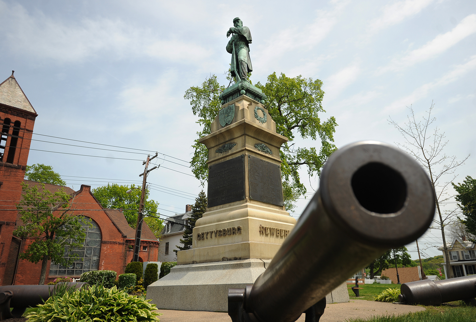 Donations sought to fix vandalized Civil War monument