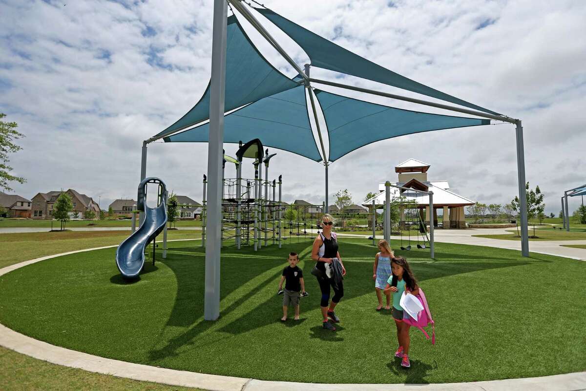 Bridgeland builds its own community tree house