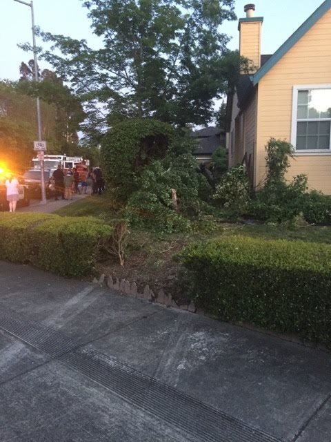 Car slams into Santa Rosa house at 100 mph