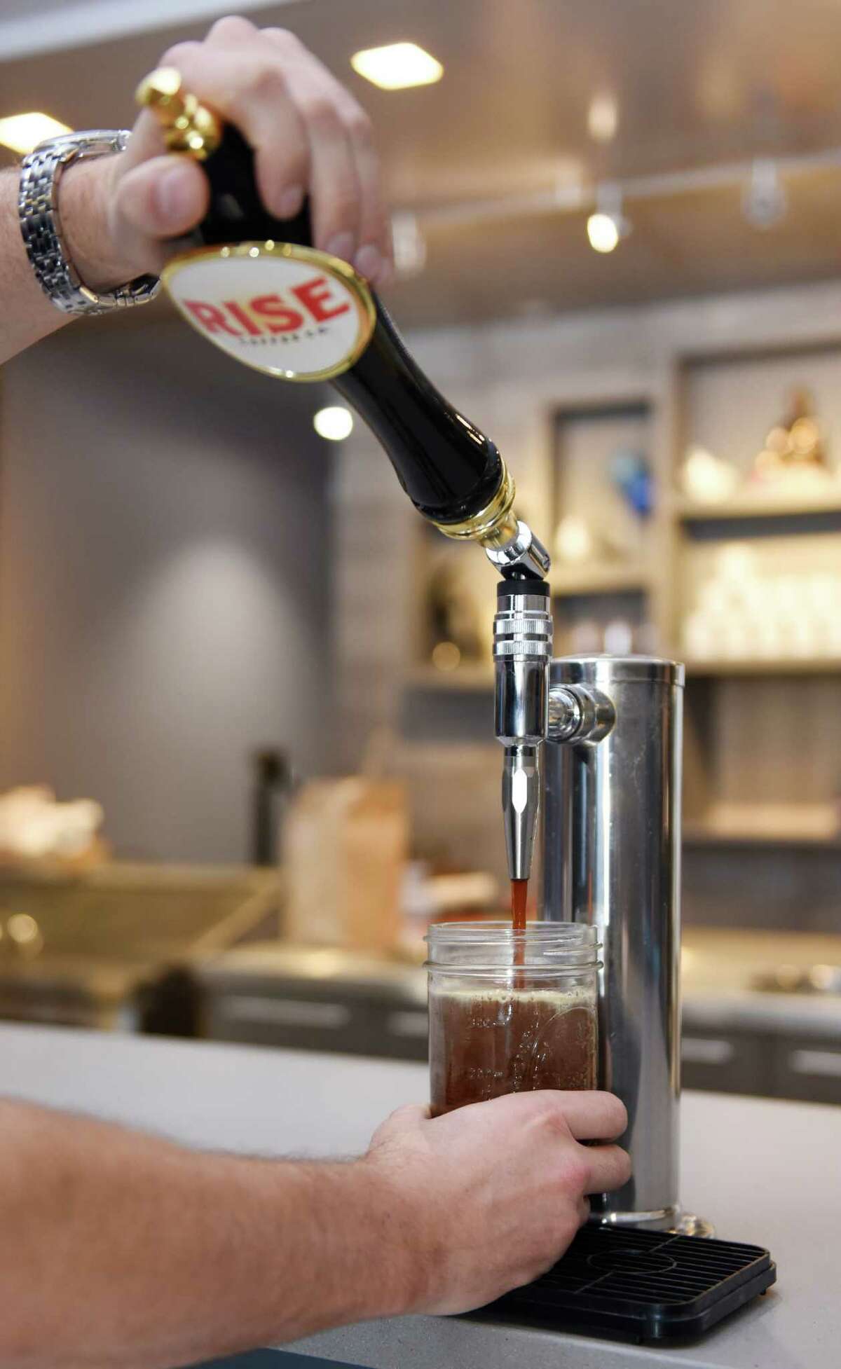 Greenwich natives launch coldbrew coffee company