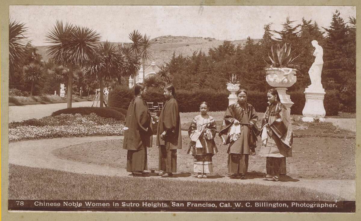 This rare photo shows "Chinese noble women" in San Francisco's Sutro Heights, taken by William Charles Billington, dated from the late 1890's.