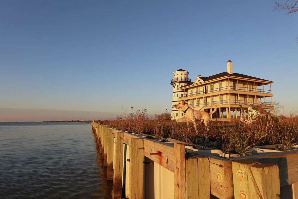 'Hurricane proof' lighthouse and home hit the market in Anahuac,Texas