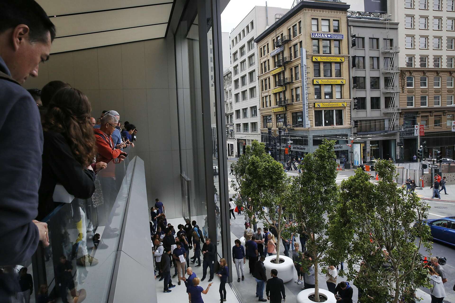 In Union Square, Apple Store is spiffy but plaza needs work