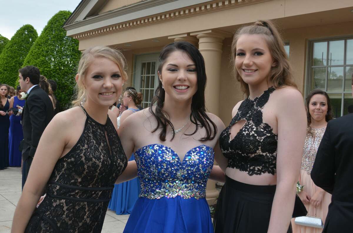 SEEN New Milford High School senior prom