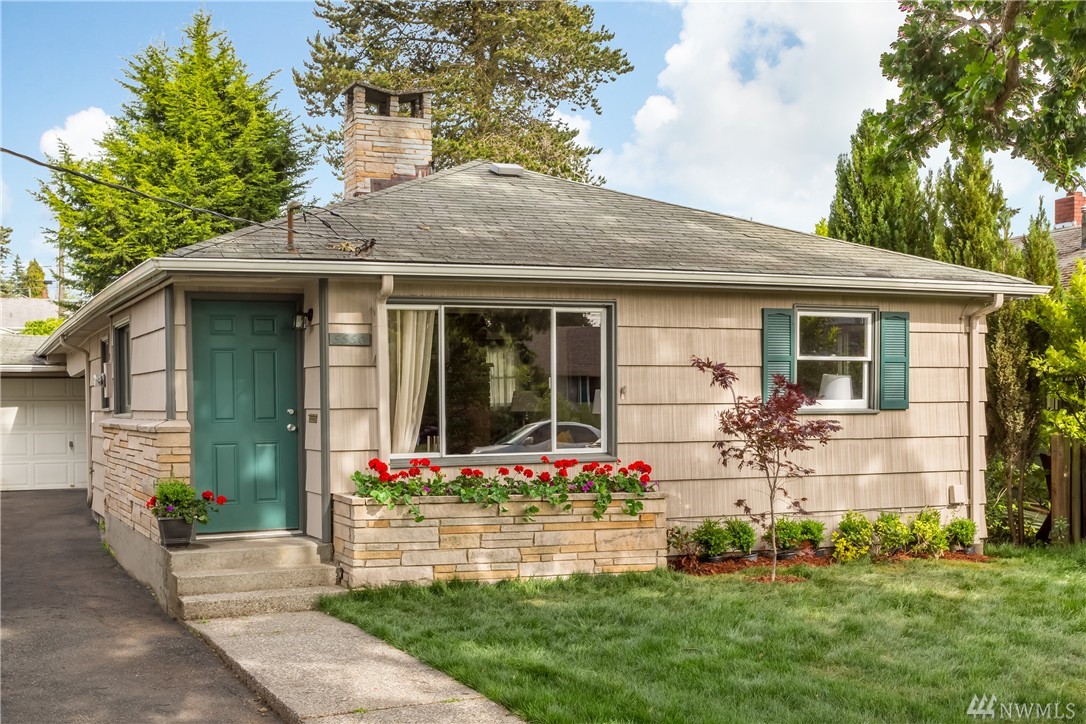 The best Beacon Hill bungalows for sale