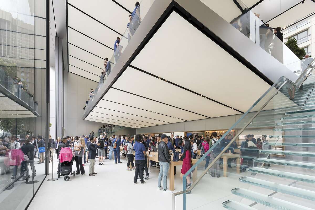 In Union Square, Apple Store is spiffy but plaza needs work