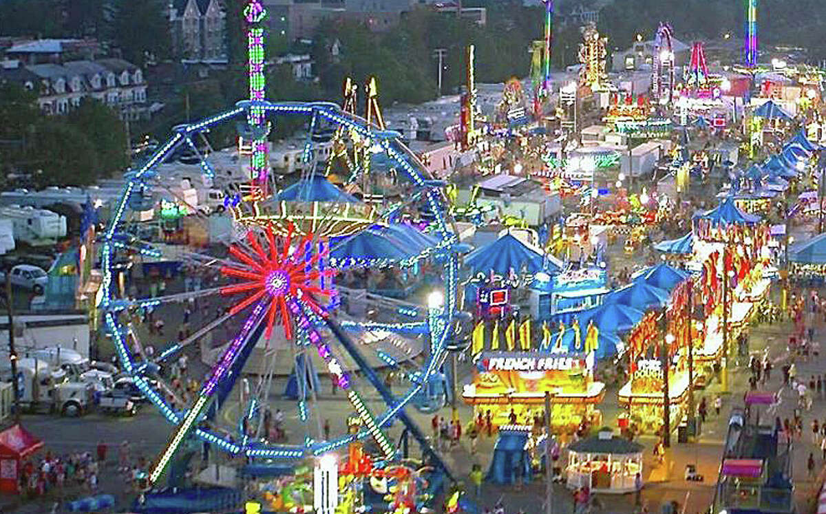 Annual carnival kicks off at Danbury Fair mall