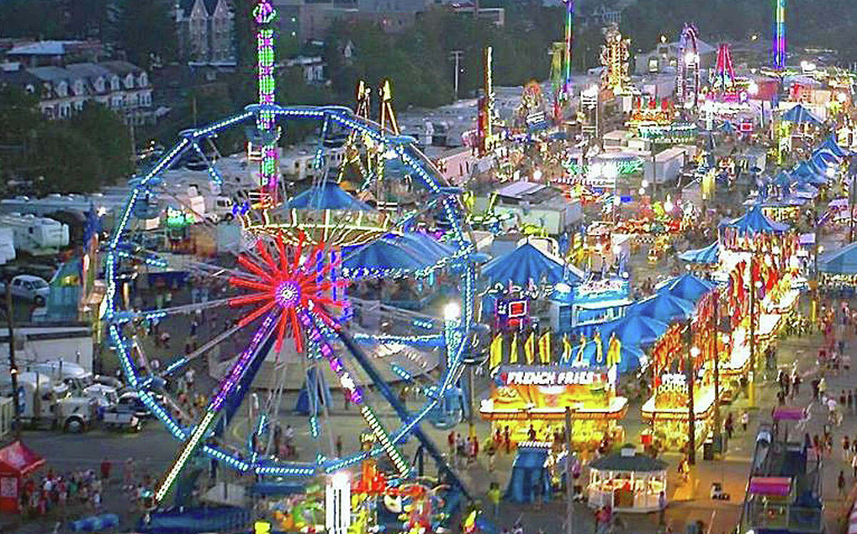 Annual Carnival Kicks Off At Danbury Fair Mall