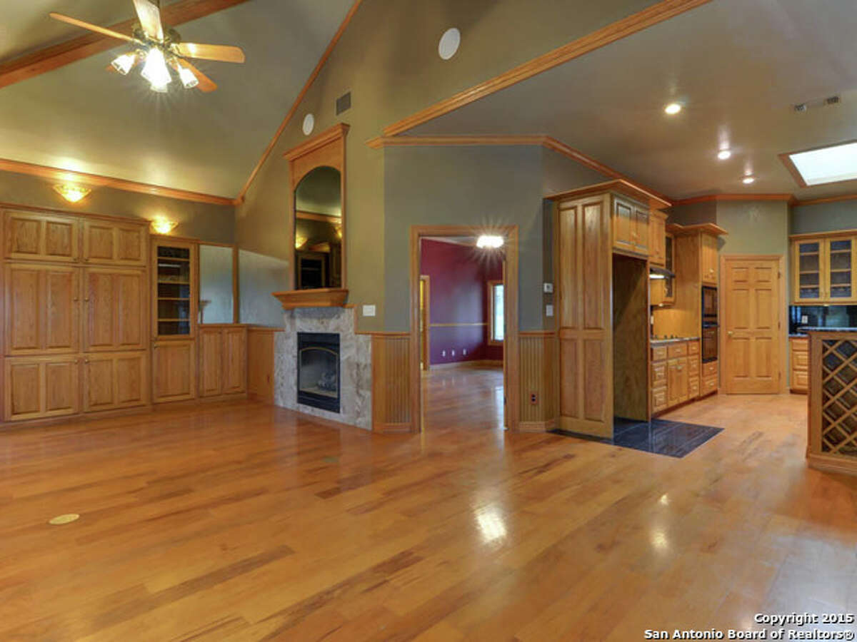 Sprawling 18acre foreclosure in New Braunfels listed at 1.25 million