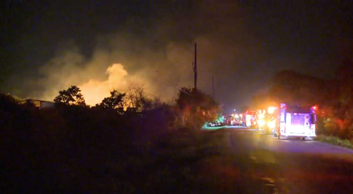 Massive fire burns Pearland lumber yard