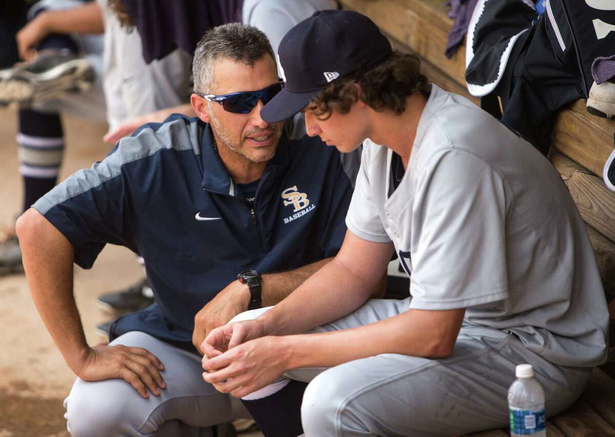 Lance Berkman and Andy Pettitte coach high school baseball Houston
