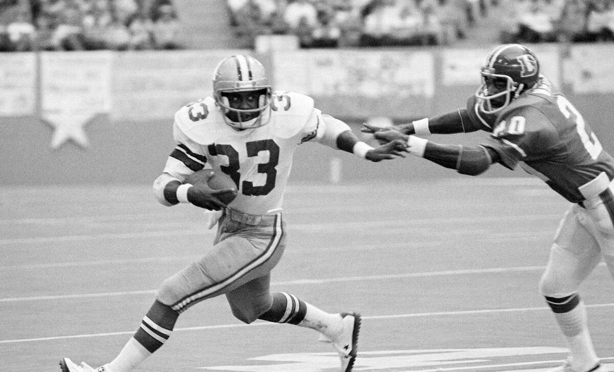 Seahawks trade down in 1977  Running back Tony Dorsett made it known that he didn’t want to play for the Seahawks. So Seattle ended up trading down its second selection to land picks that turned out to be guard Steve August, offensive tackle Tom Lynch, linebacker Terry Beeson, receiver Duke Ferguson, center Geoff Reece and linebacker Pete Cronan.  Dorsett went on to have a Hall of Fame career. All those players the Seahawks got? Mostly average NFL players.