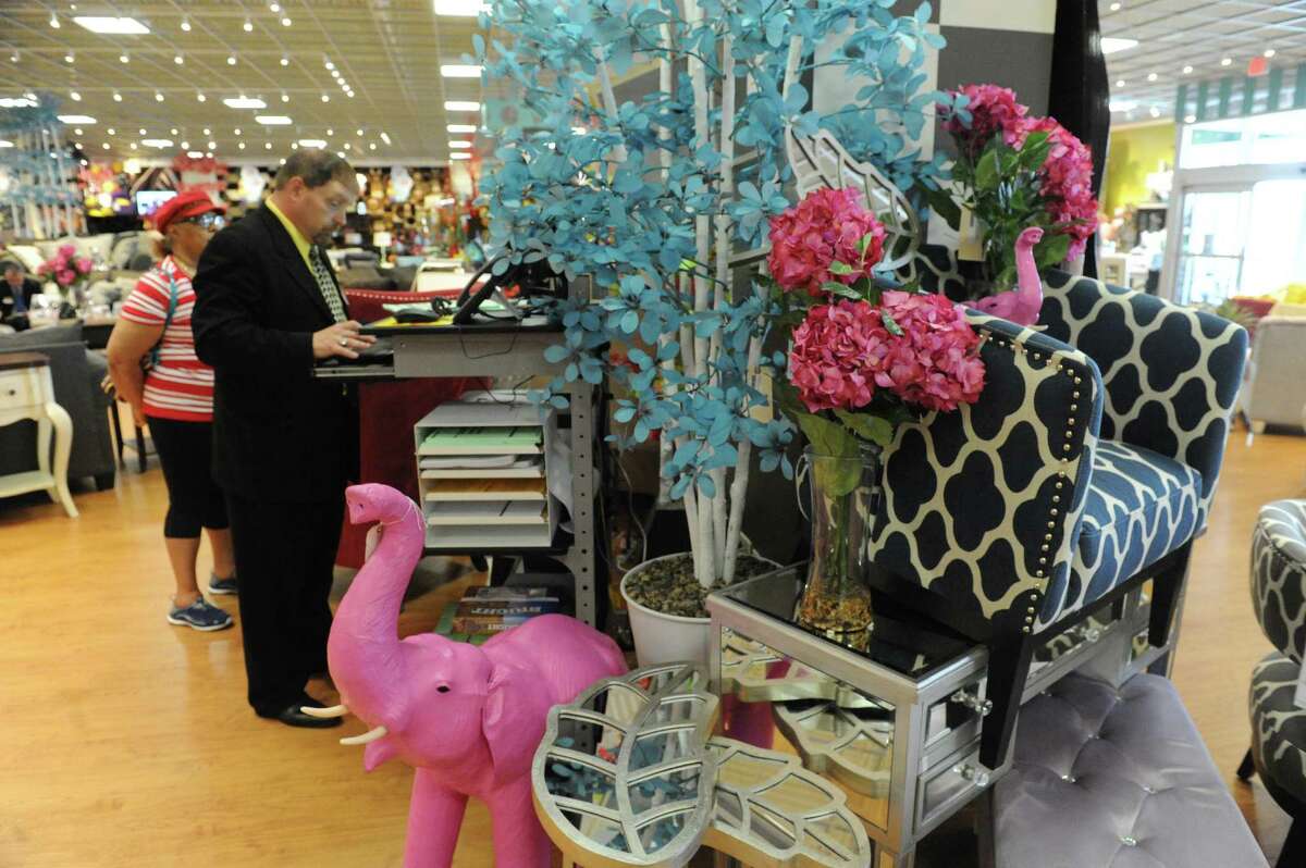 Photos Bob's Discount Furniture opens in Latham