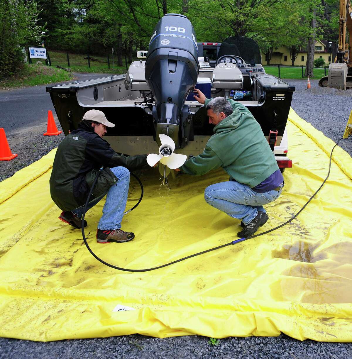 Lake boat inspection program continues invasivefree streak