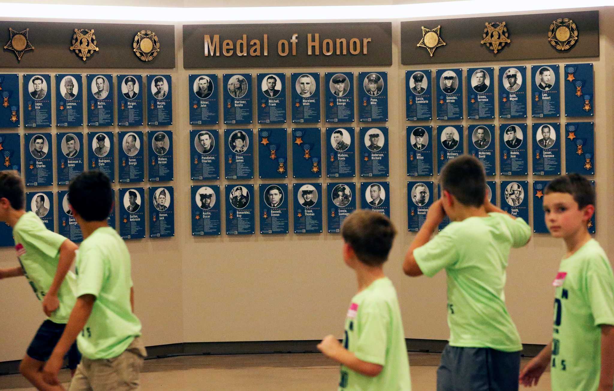 Initiative Seeks Photos For 6 Medal Of Honor Recipients