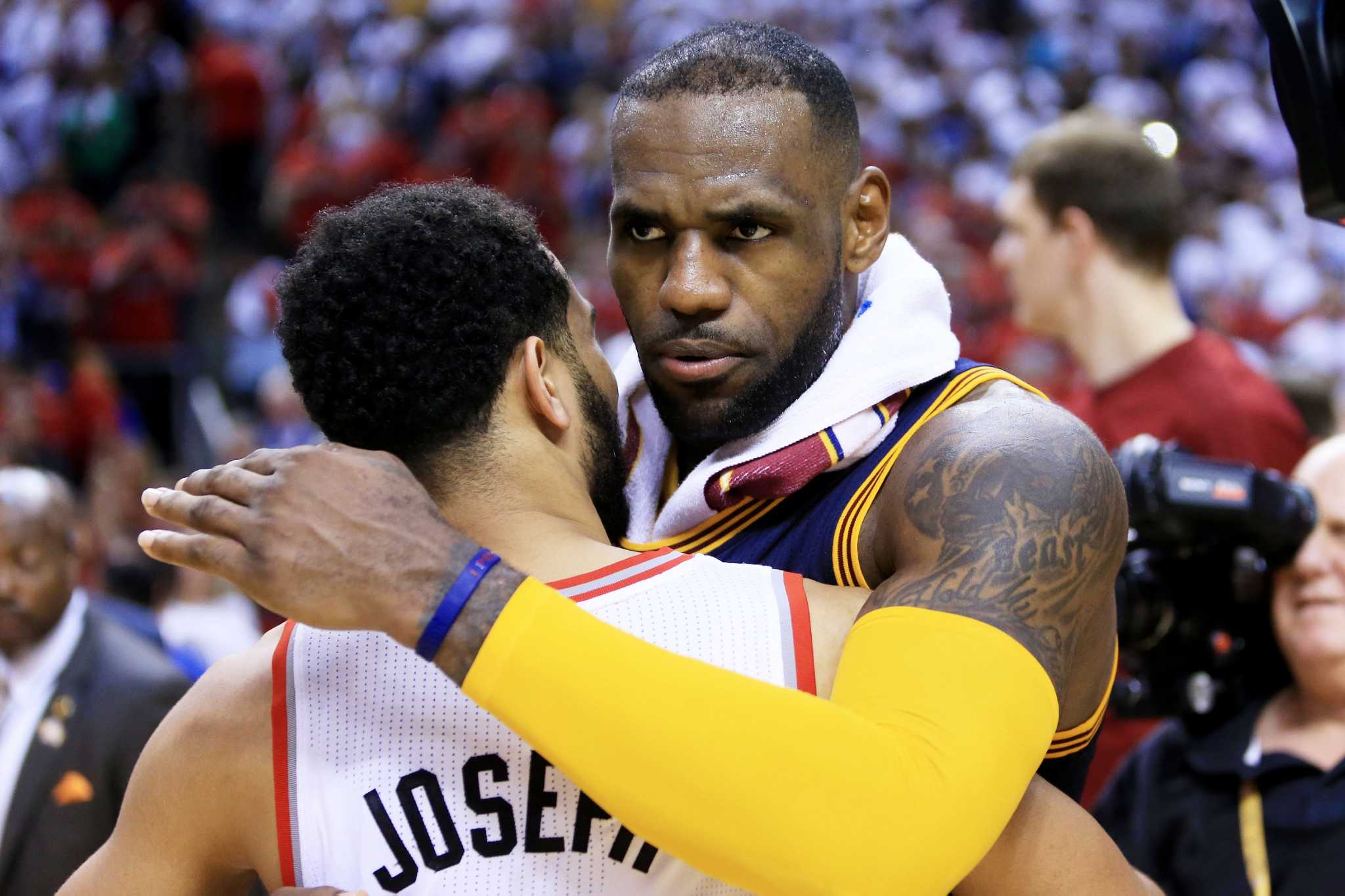 lebron raptors jersey