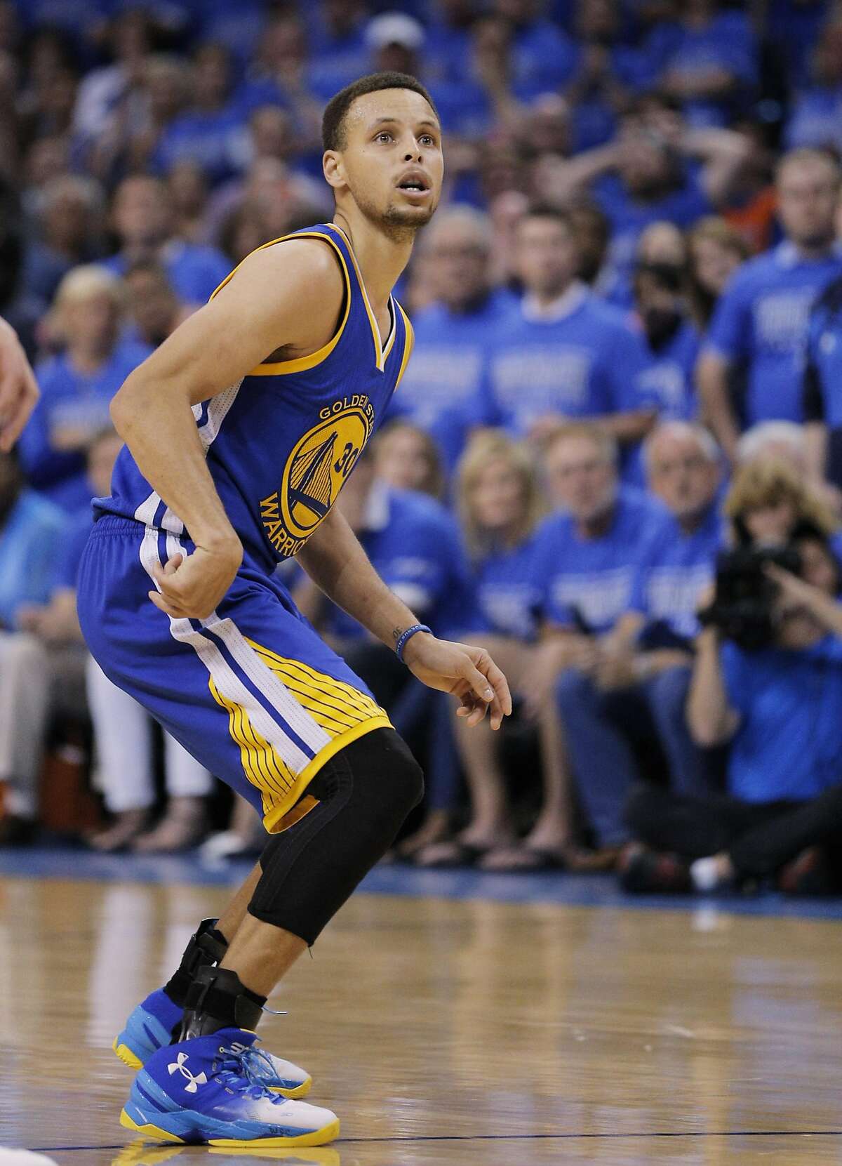 Curry practices for moments that will win the biggest games