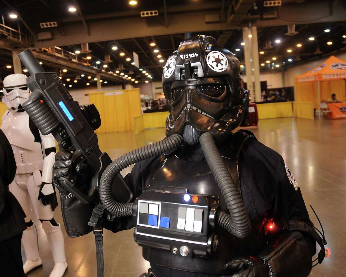 Space City Comic Con attracts fans, families, and cosplayers to NRG Center