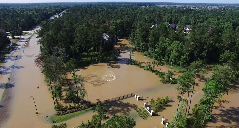The Woodlands Texas Flooding >> Drone Footage Shows Flooding In The Woodlands Near Houston The Woodlands Texas Flooding >> Drone Footage Shows Flooding In The Woodlands Near Houston