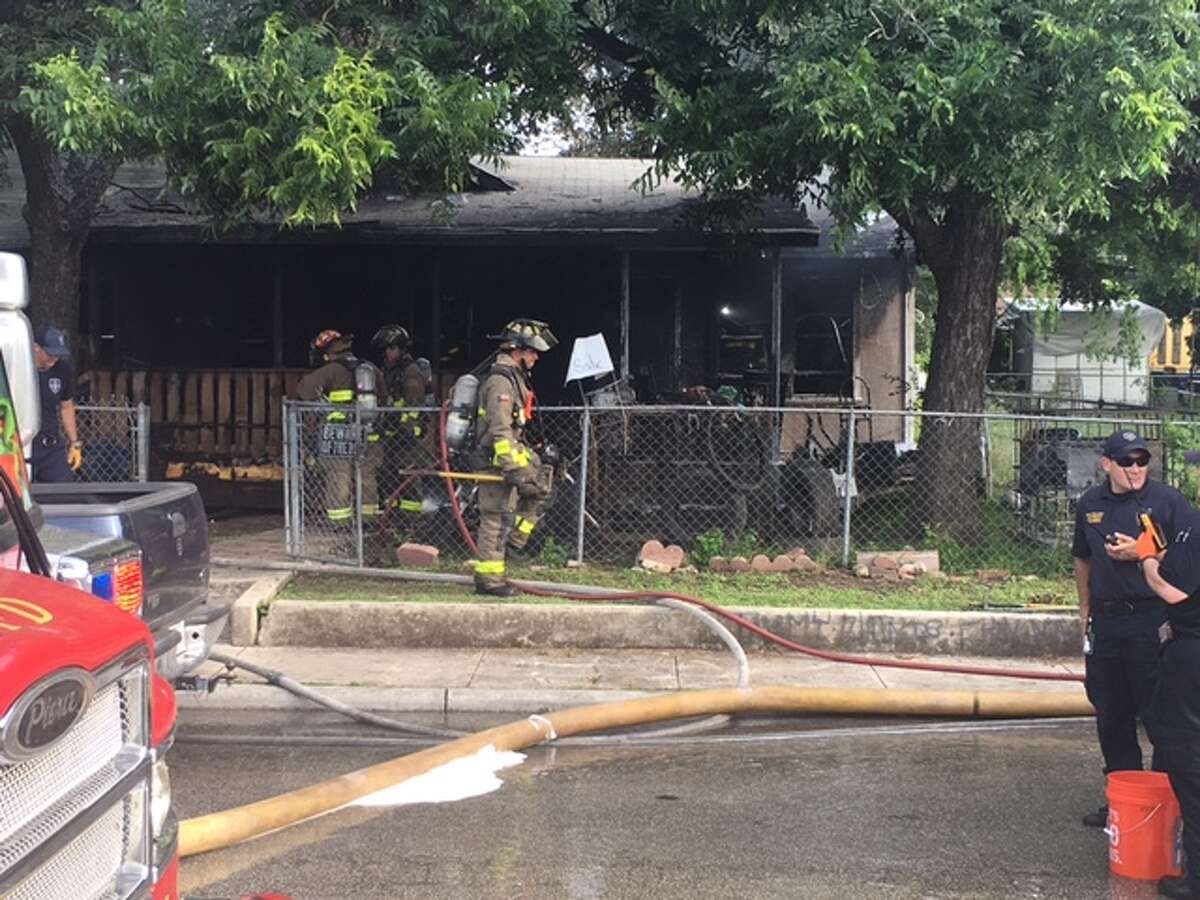 Smoke could be seen in the 400 block of Humboldt on San Antonio's southside early Monday evening.