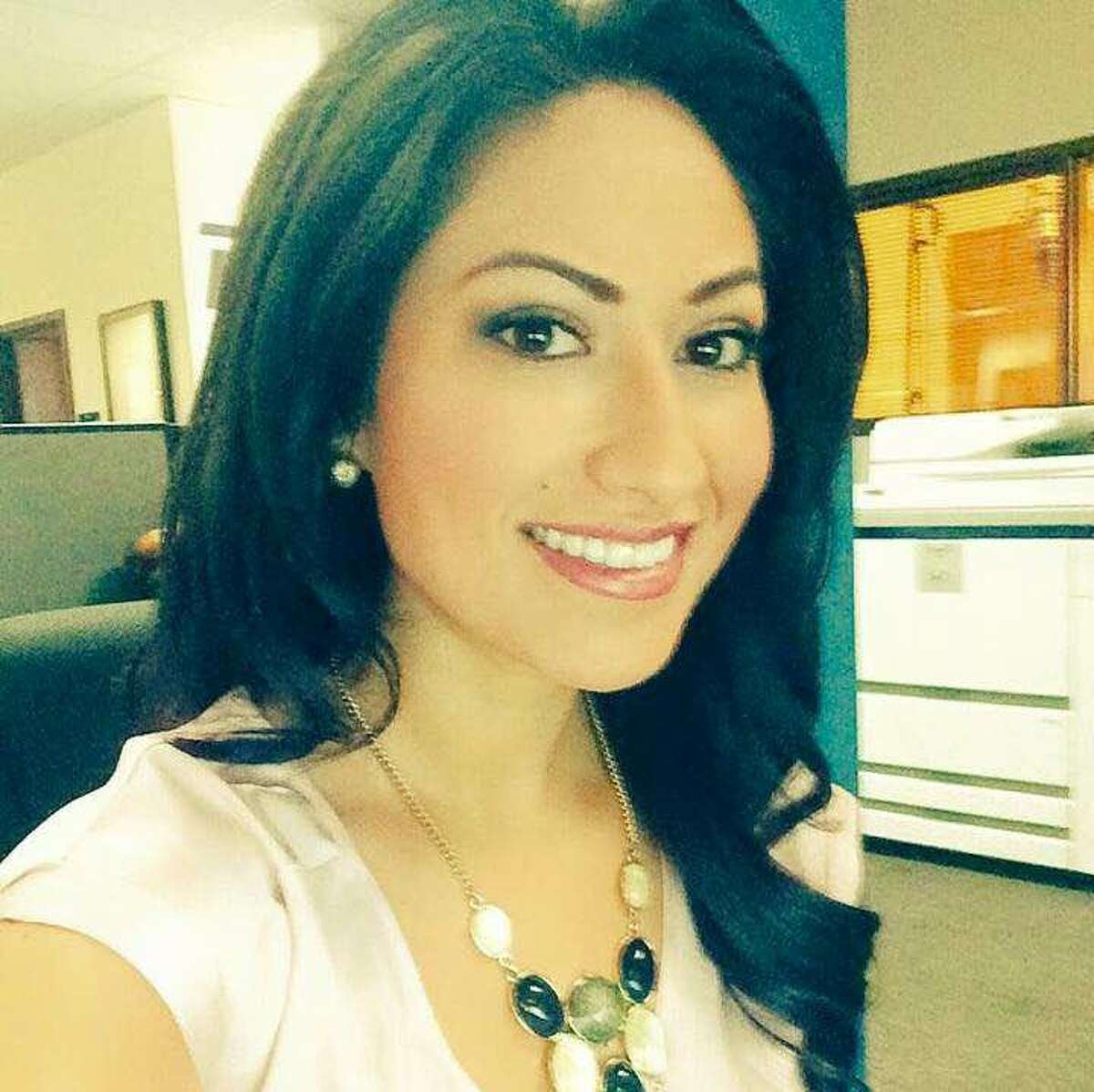 Mayra Moreno, formerly of KENS-TV, now anchors on Houston's KTRK. She received negative reaction and positive support for her 'Buenos Dias' on TV Memorial Weekend.