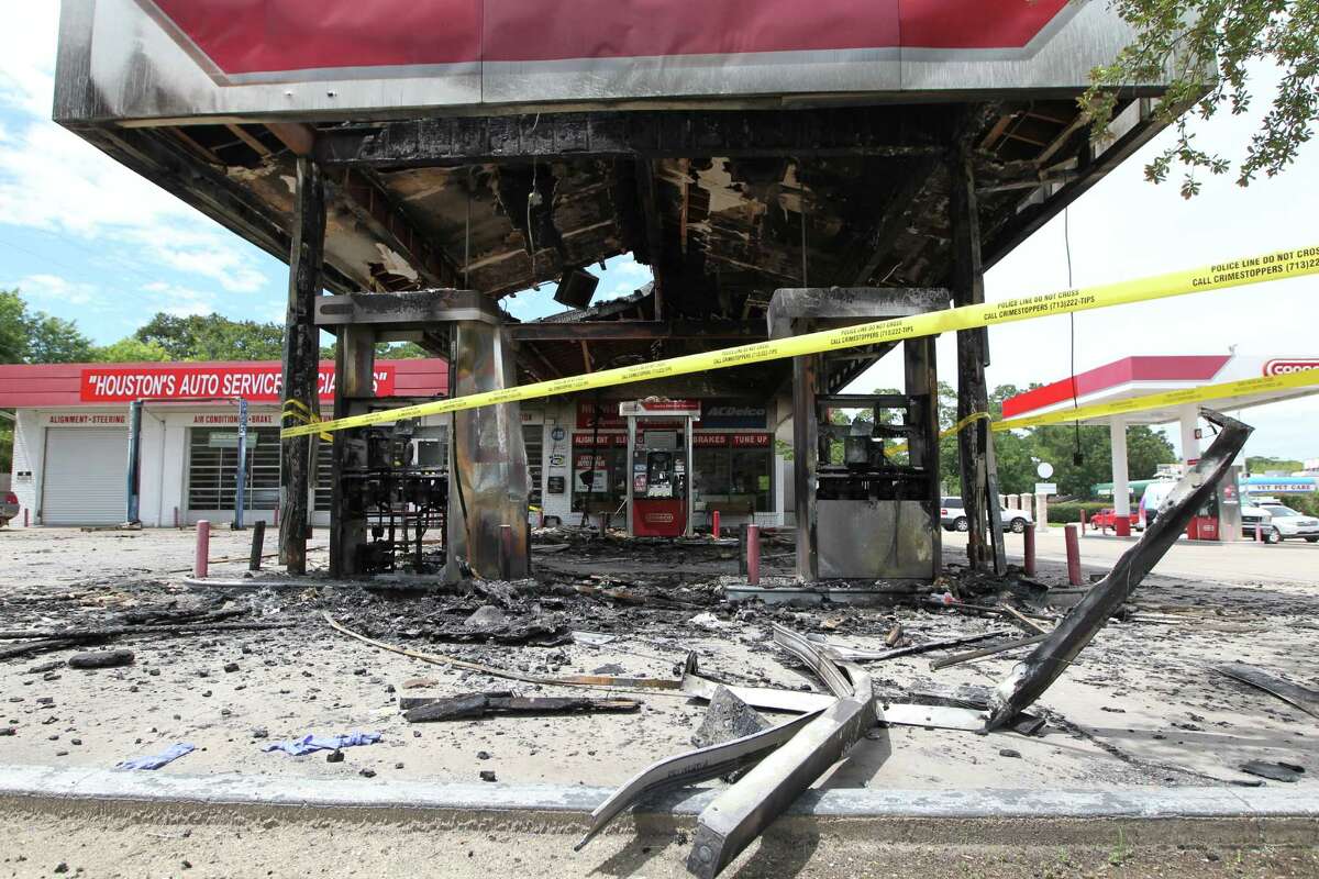 Stray gunfire ﻿struck and ignited gas pumps at ﻿a Conoco gas station at Wycliffe and Memorial Dr on Sunday, Houston police said on Tuesday. Part of the station burst into flames. ﻿
