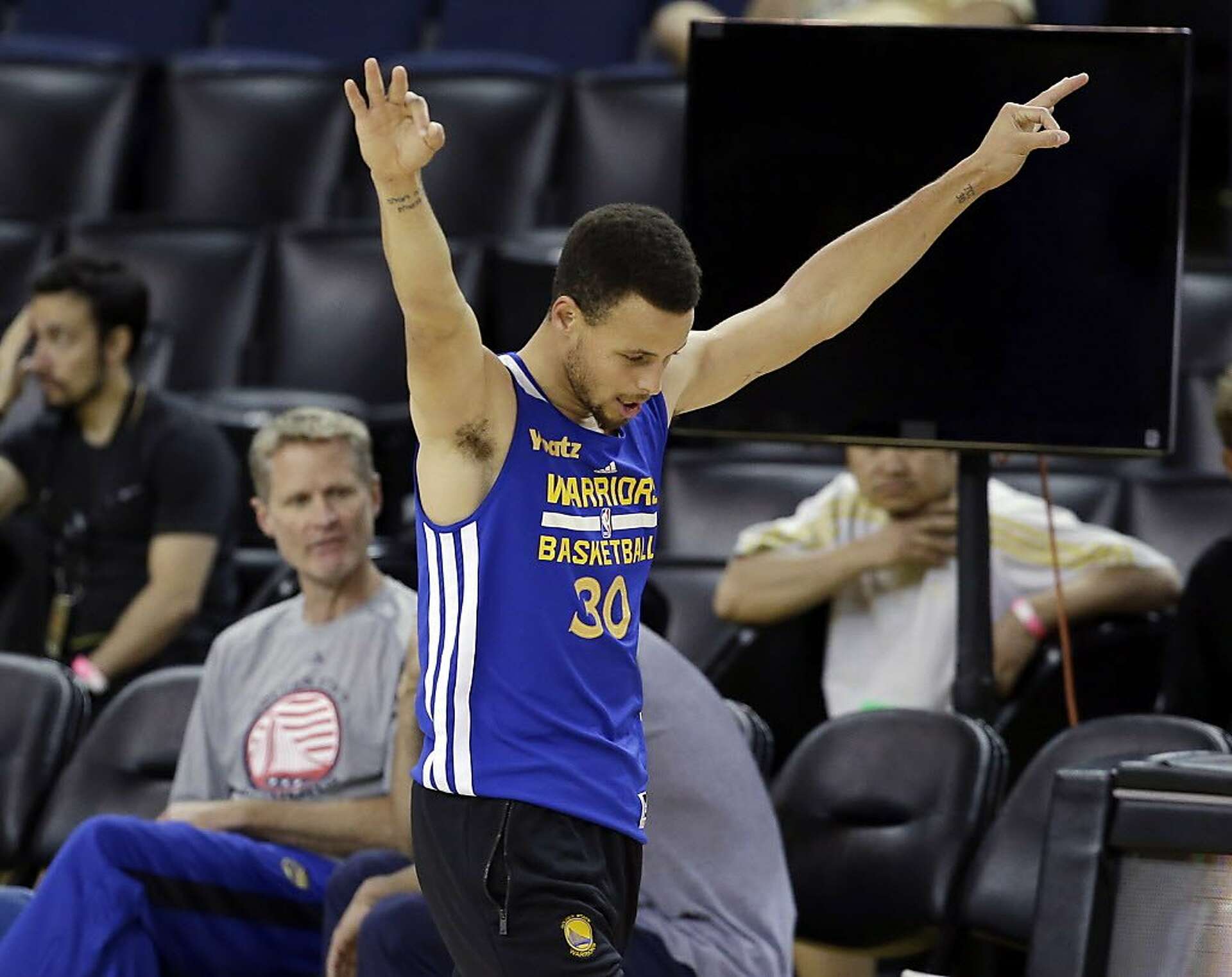 Yes, Steph Curry uses Uber to get around Bay Area