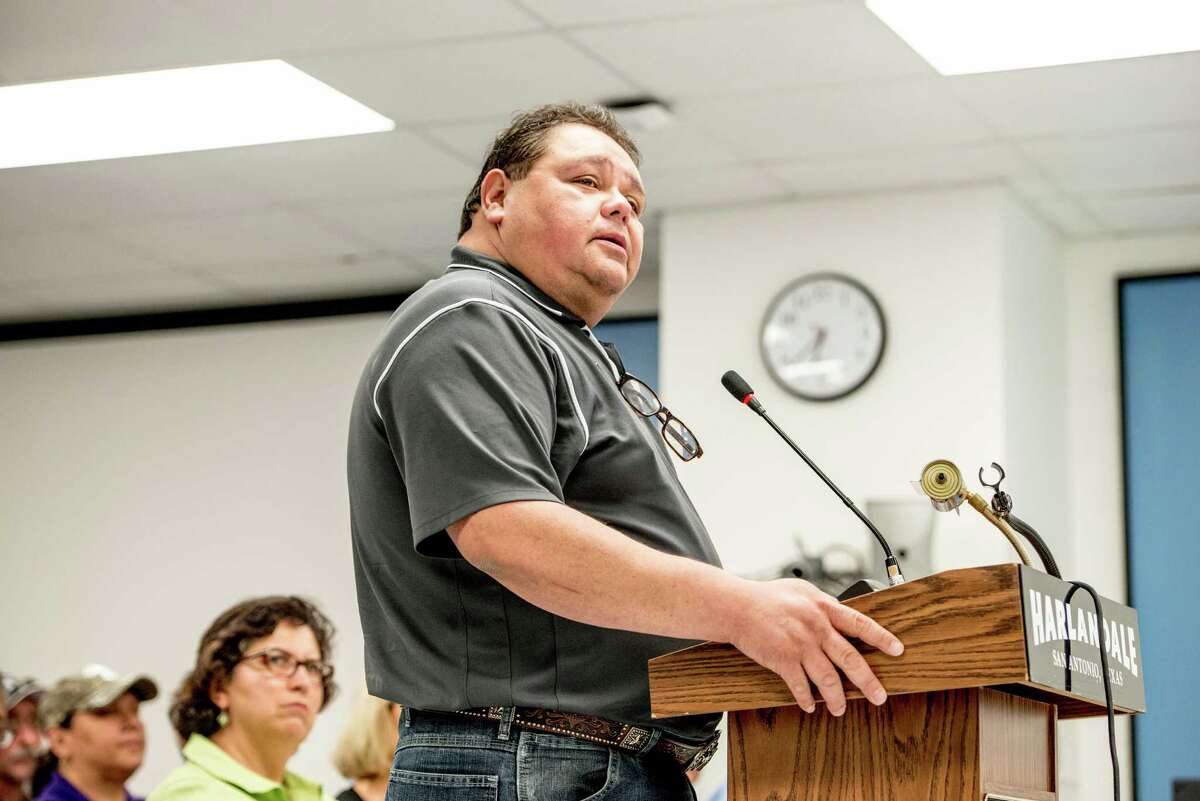 Family of late Tejano legend, Emilio Navaira, finds itself in political ...