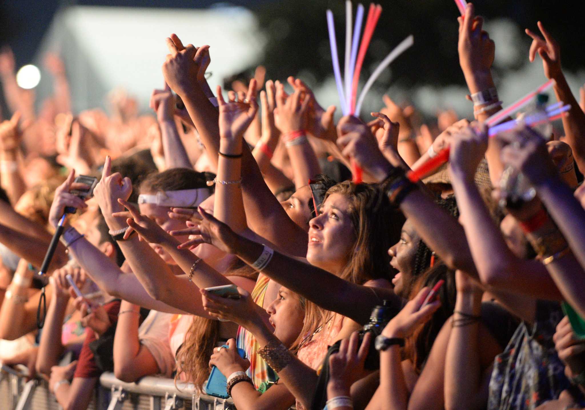 5 things to help you survive the Free Press Summer Fest weekend.