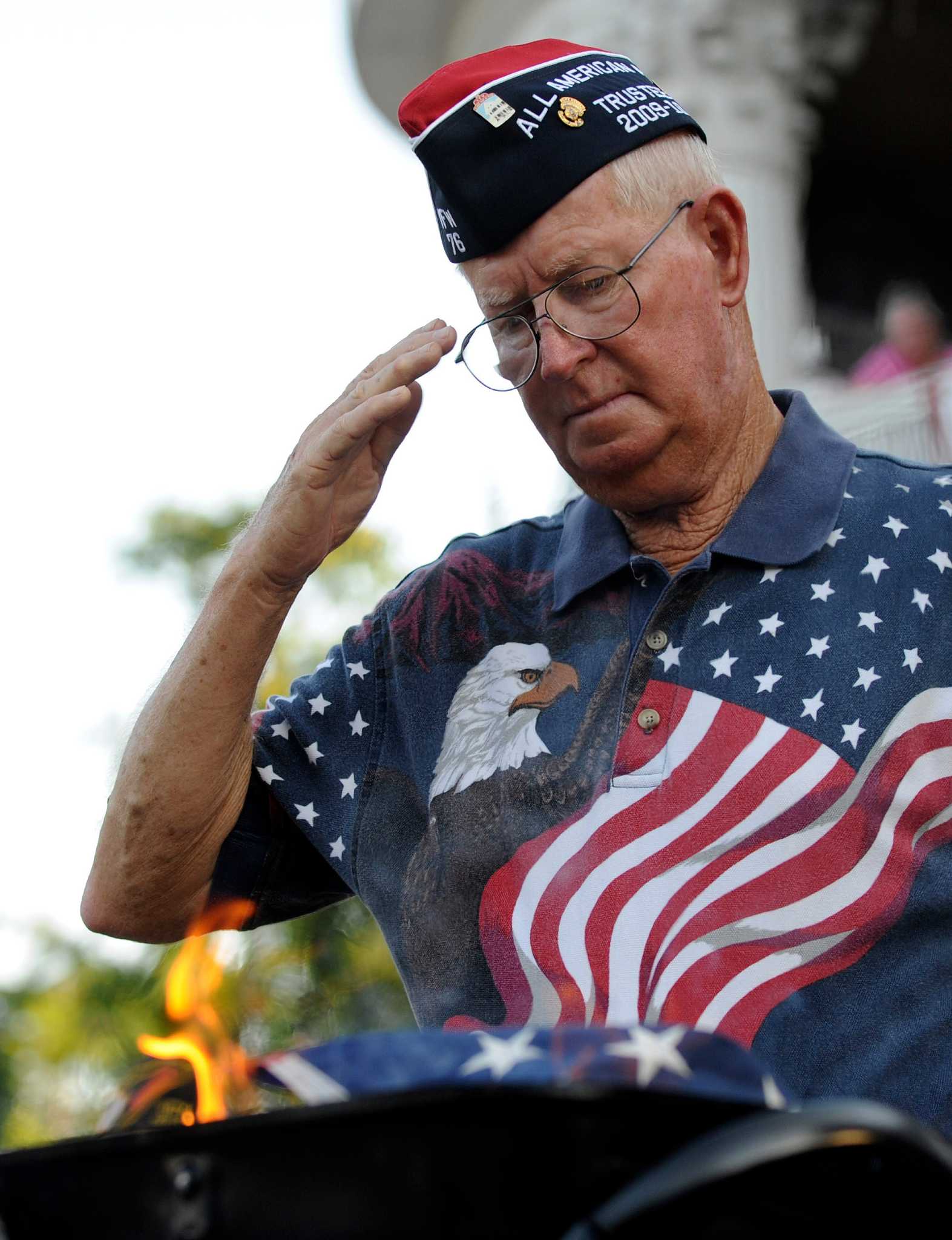 Erica Weston - 41 years ago today, Rick Monday saved the American flag 🇺🇸  from being burned by protesters in the outfield at Dodger Stadium. Last  year on the 40th anniversary, I