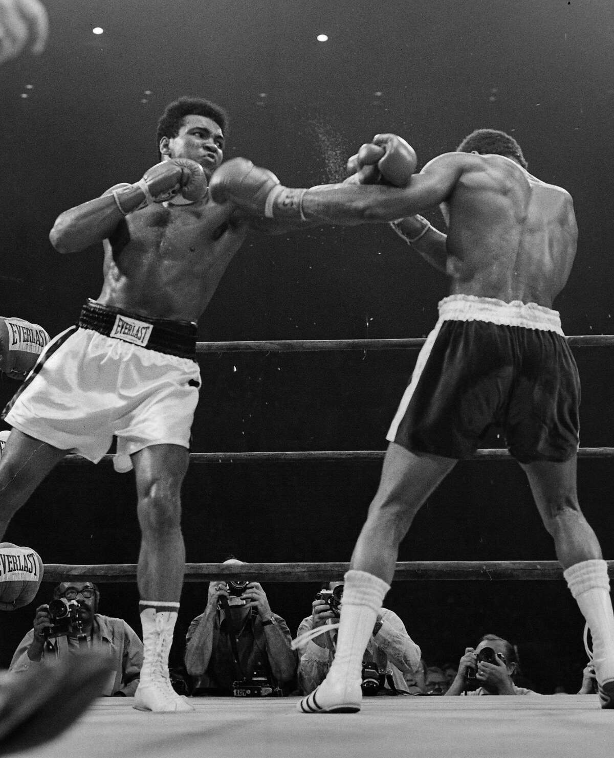 Remembering Muhammad Ali: The Greatest Photos Of The Greatest