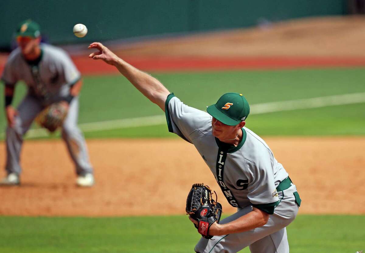 Southeastern Louisiana pitcher Mac Sceroler (12) pitches in the fourth inning of an NCAA college regional tournament baseball game against the Rice in Baton Rouge, La., Saturday, June 4, 2016. (AP Photo/Gerald Herbert)