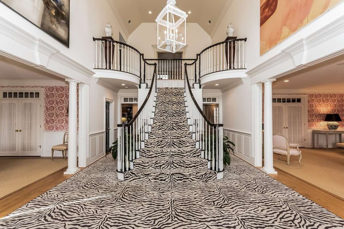 70 Burrwood Cmn, Fairfield, CT 06824 6 beds 8 baths 7,365 sqft Features: Game room, media space, office, gourmet kitchen with wet bar, cappuccino bar View full listing on Zillow