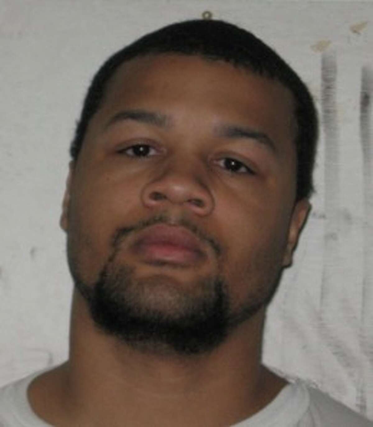Bridgeport Damon Jones DOB: 04/08/78 Wanted for: Failure to register as a sex offender.