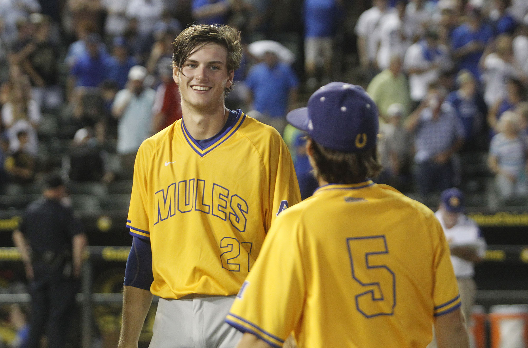 After being drafted by Astros, Whitley pitches Alamo Heights to title game