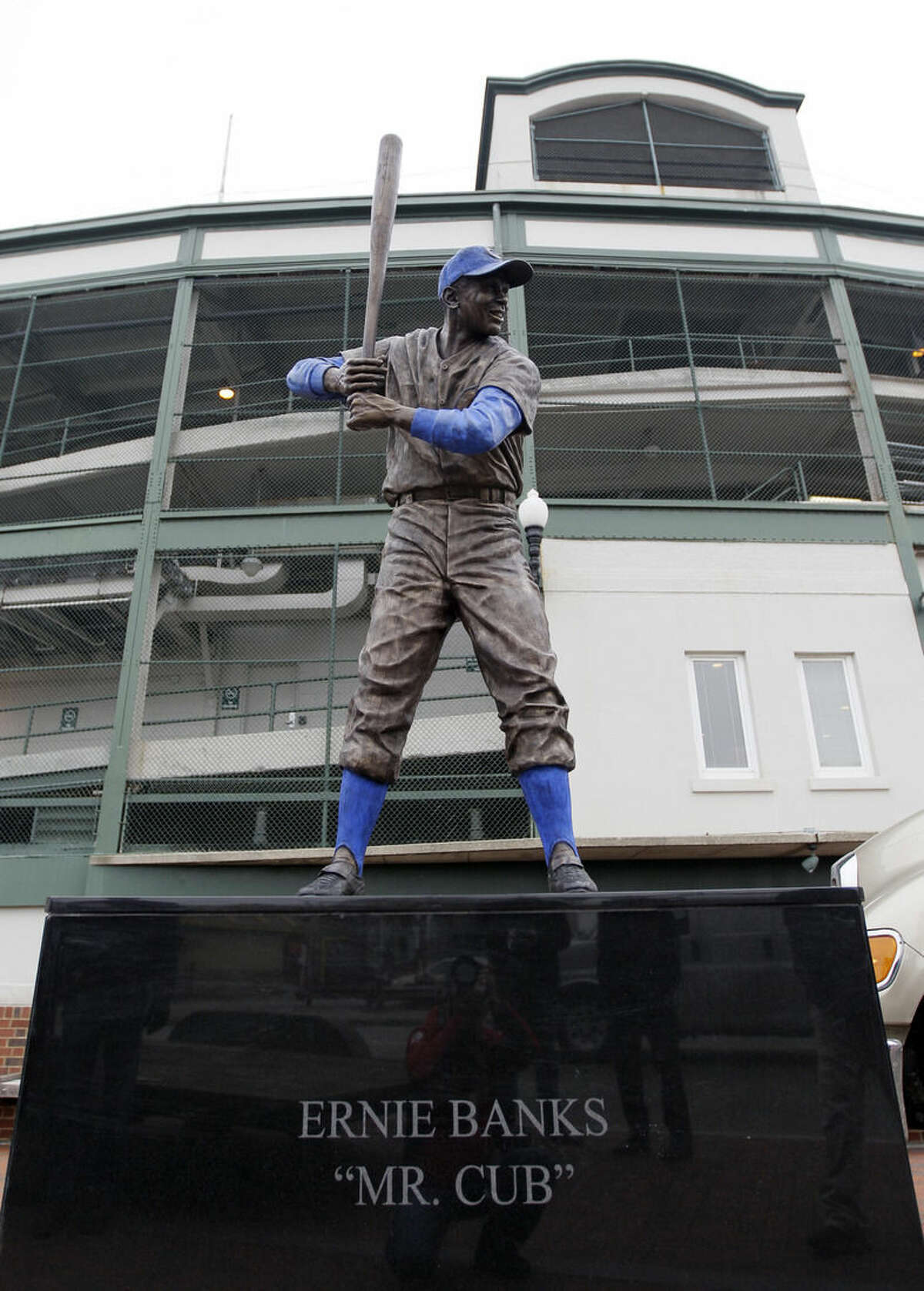 Hall of Famer Ernie Banks mourned in sports world and beyond