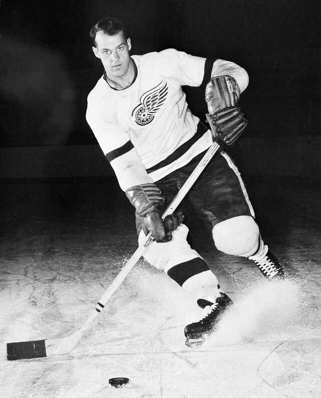 Gordie Howe, NHL great known as 'Mr 